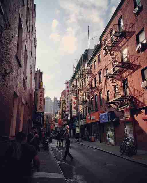 独家抢先4K【倾城乐土】赵丽颖×张歆艺烫吻缠绵无删减高清无码秒播